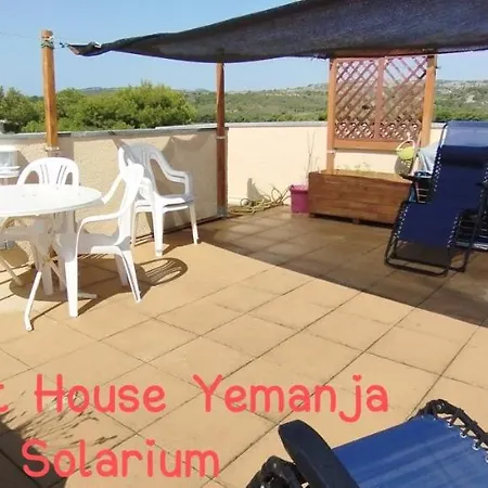 Guest House Yemanja Narbonne Exterior photo
